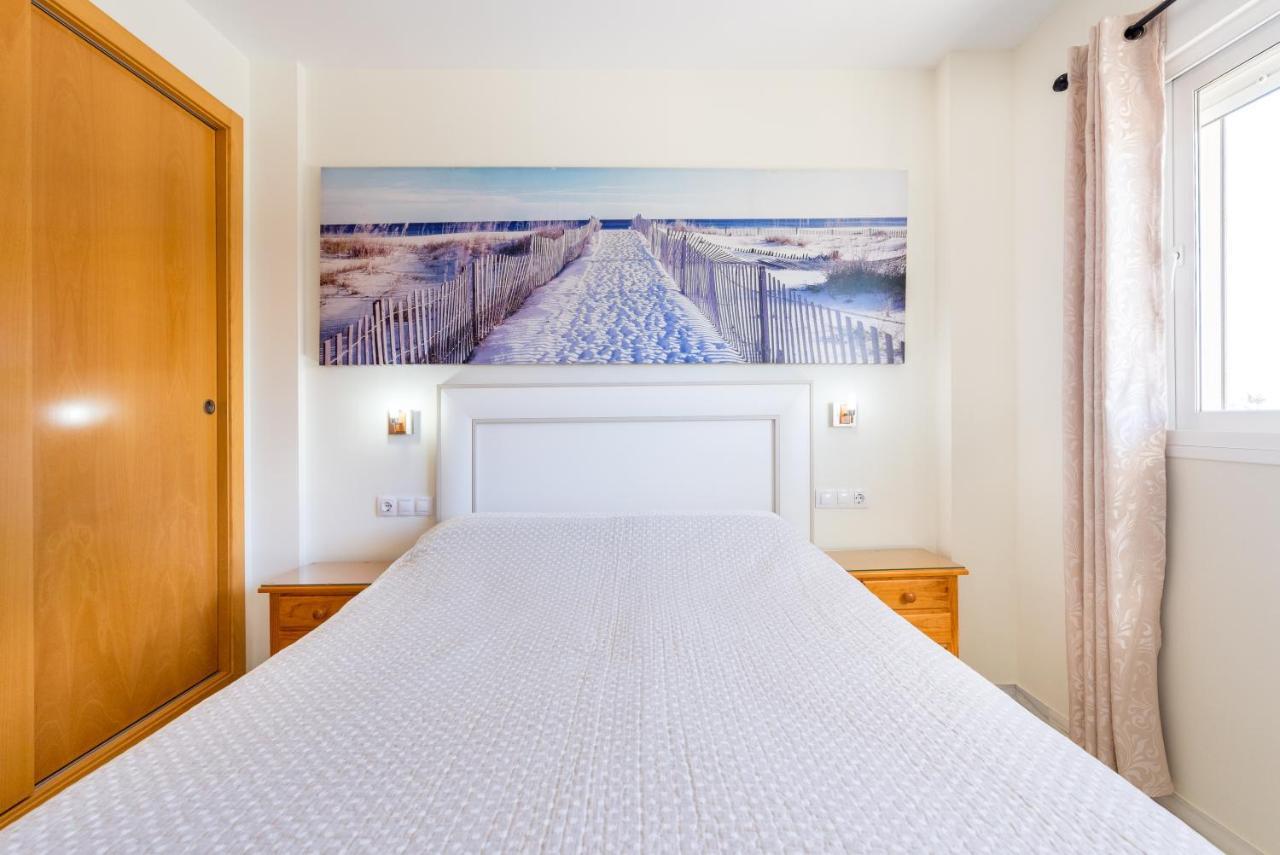 New lux apartmarina